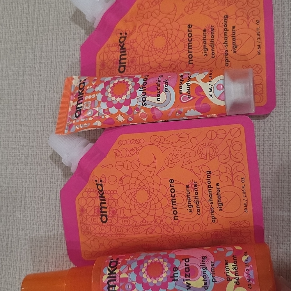 Amika bite sized travel set